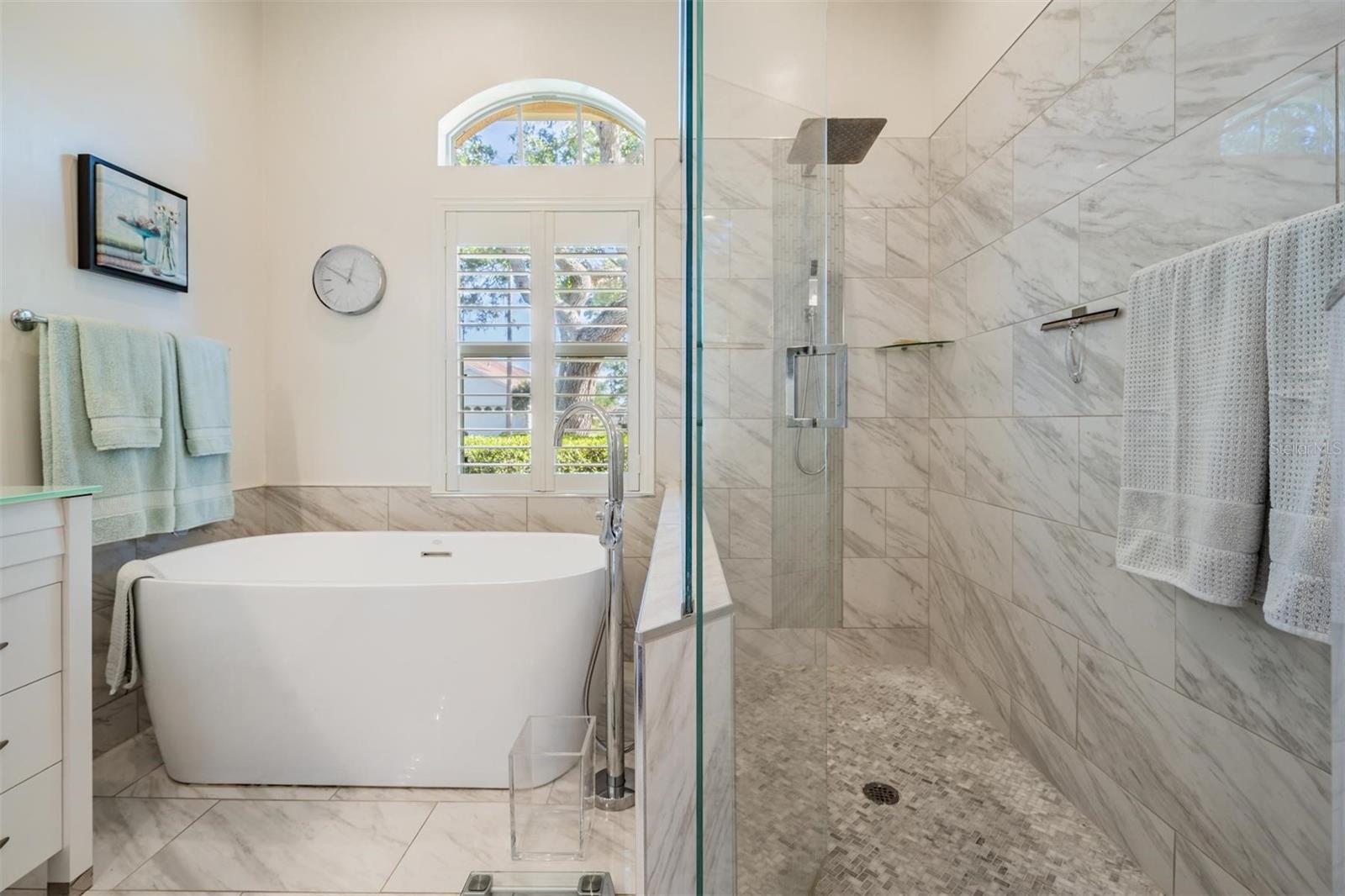 Image 13 of 43 For 10510 Castleford Way