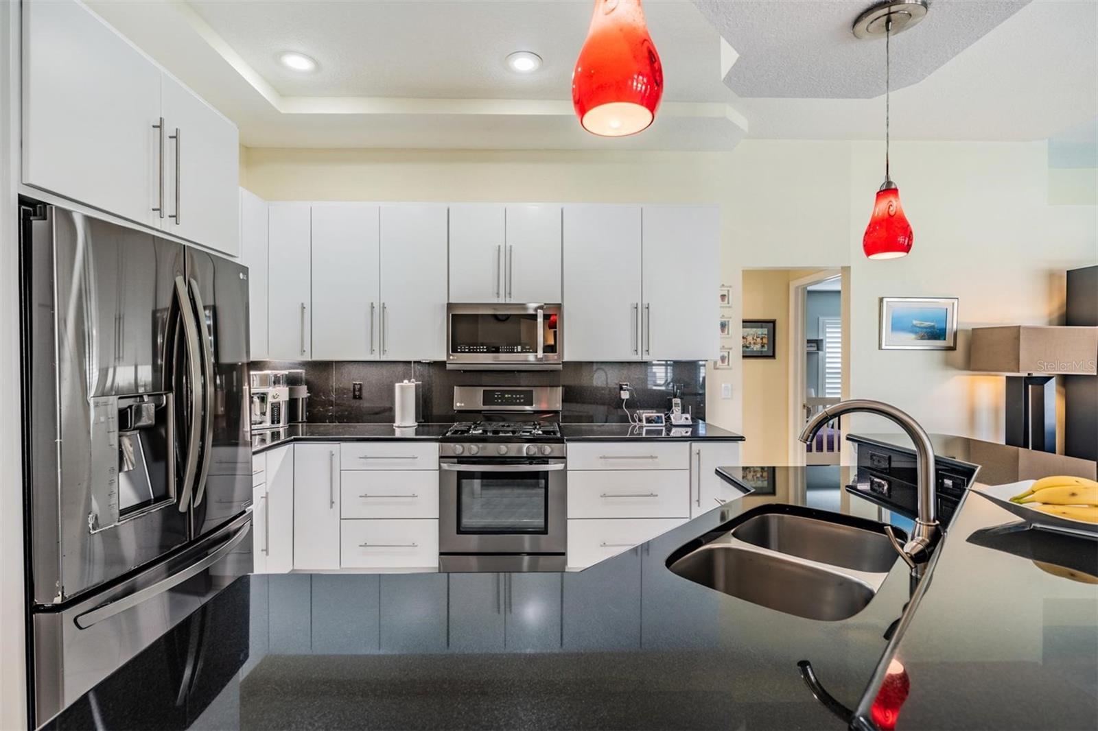 Image 16 of 43 For 10510 Castleford Way