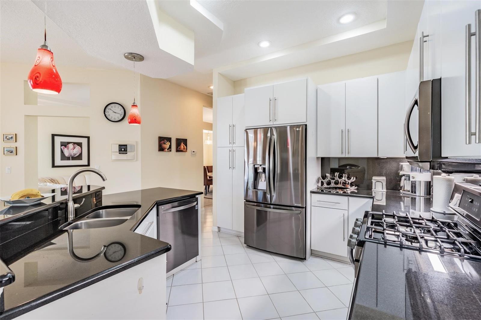 Image 19 of 43 For 10510 Castleford Way