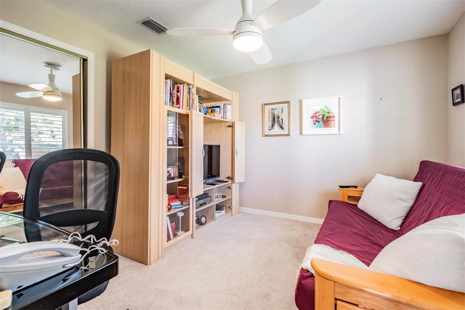 Image 29 of 43 For 10510 Castleford Way