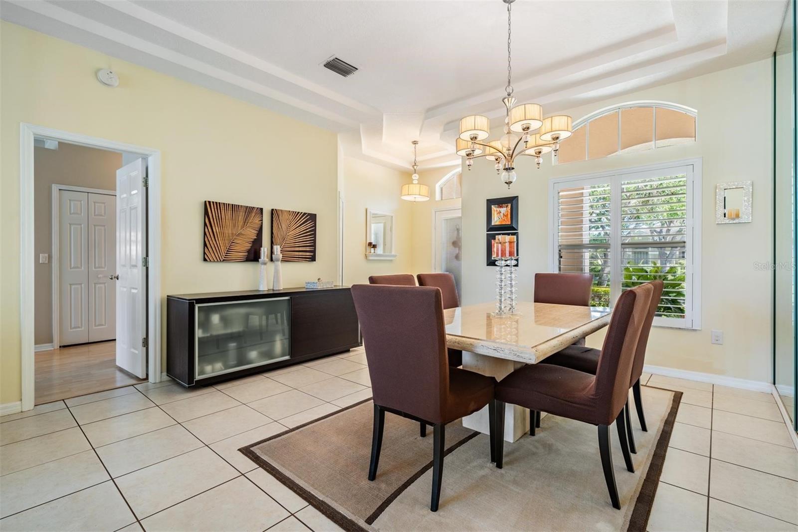 Image 3 of 43 For 10510 Castleford Way
