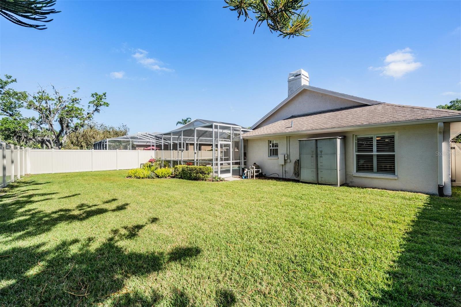 Image 36 of 43 For 10510 Castleford Way