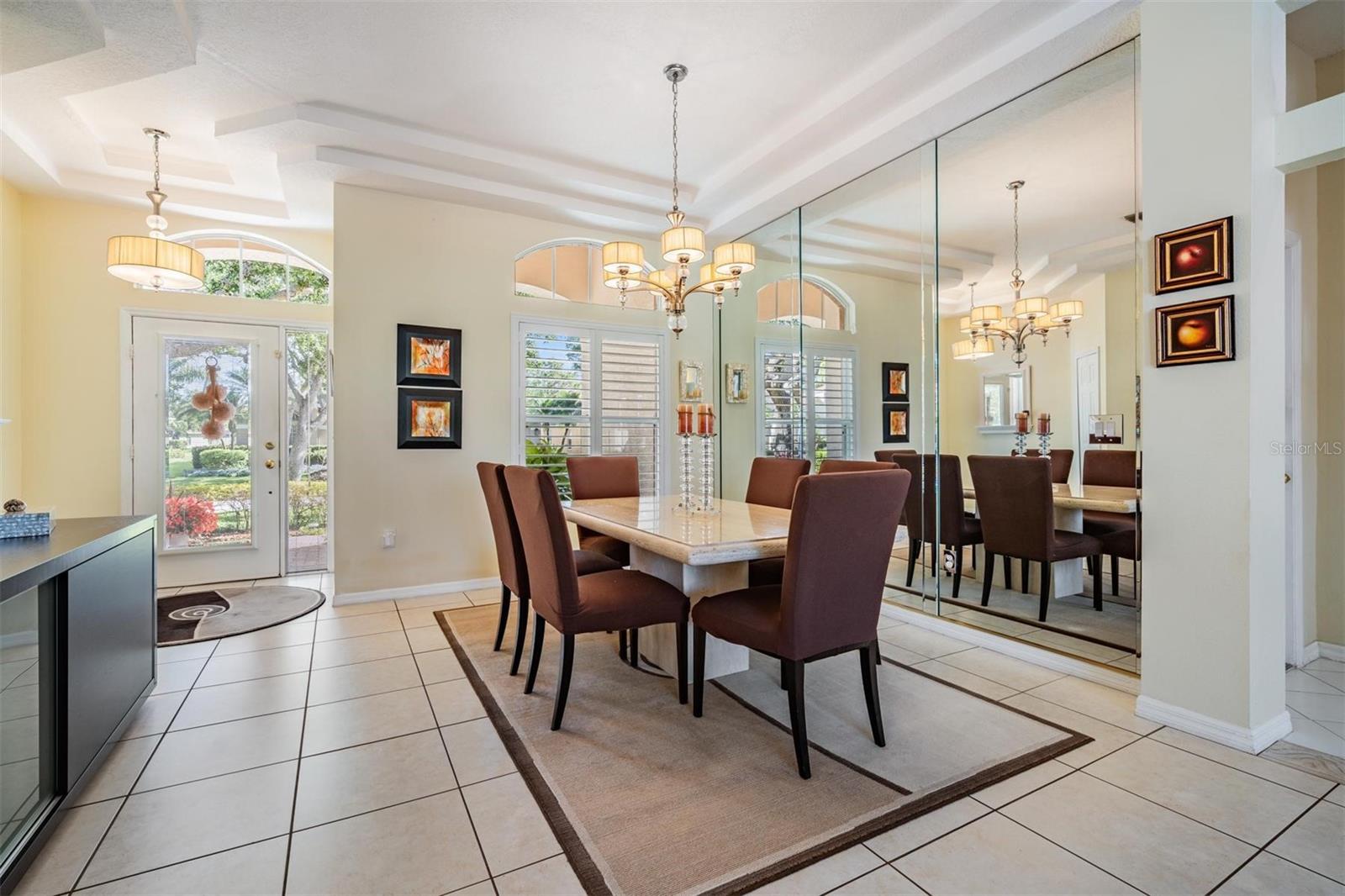 Image 4 of 43 For 10510 Castleford Way