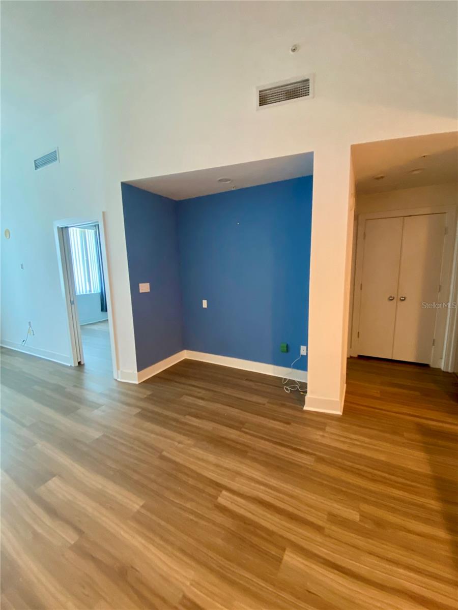 Image 12 of 12 For 1120 Kennedy Boulevard 827