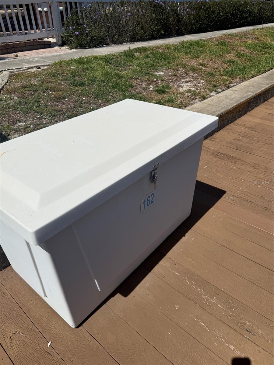 Listing photo id 20 for 0 Beach Drive Se 162ss