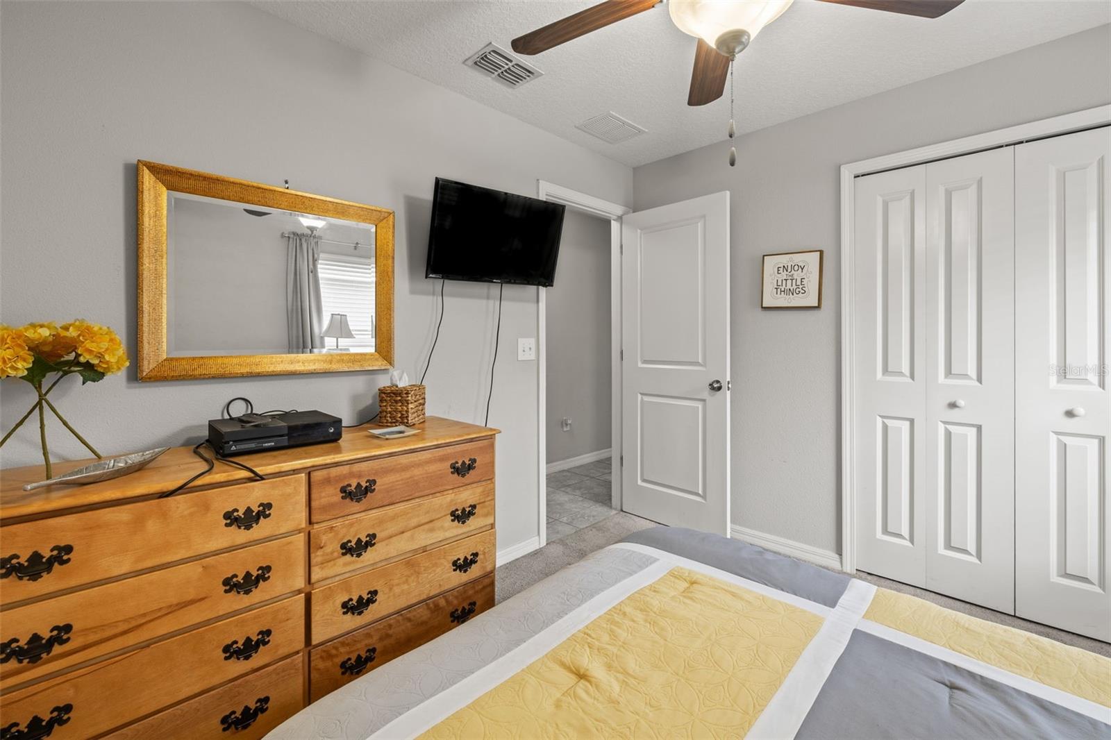Image 18 of 30 For 233 Cascade Bend Drive
