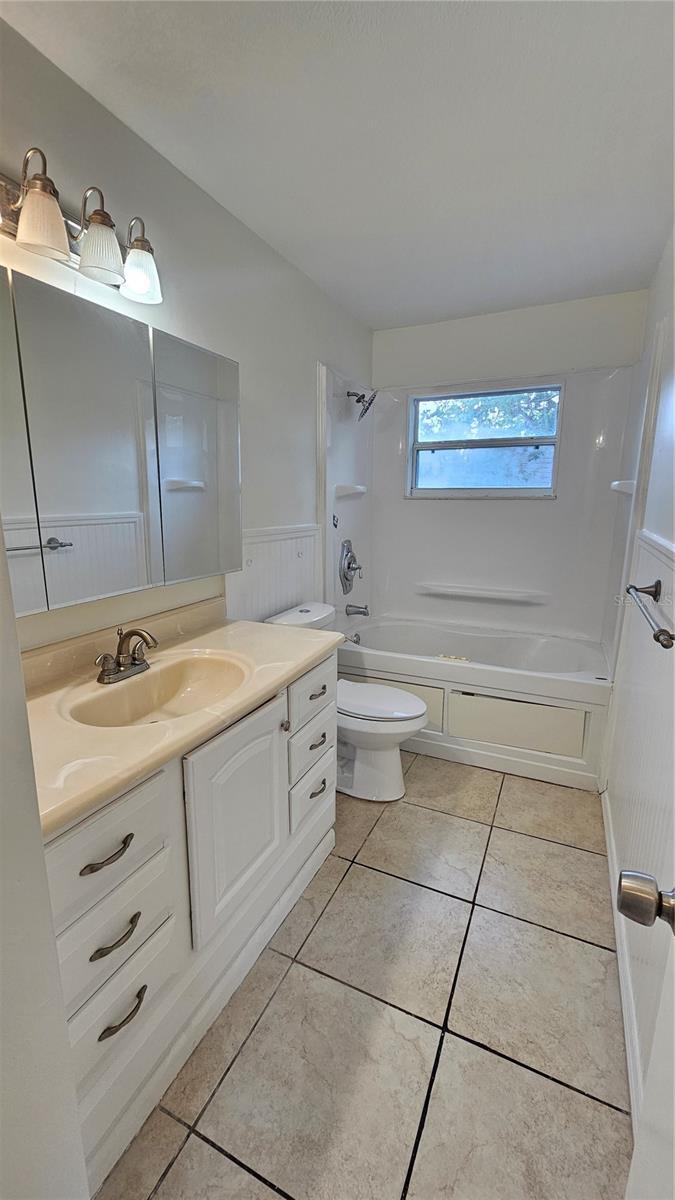 Image 7 of 13 For 3009 Willow Drive