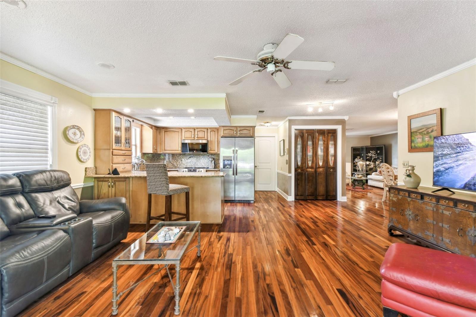 Image 14 of 33 For 11383 Pickford Street