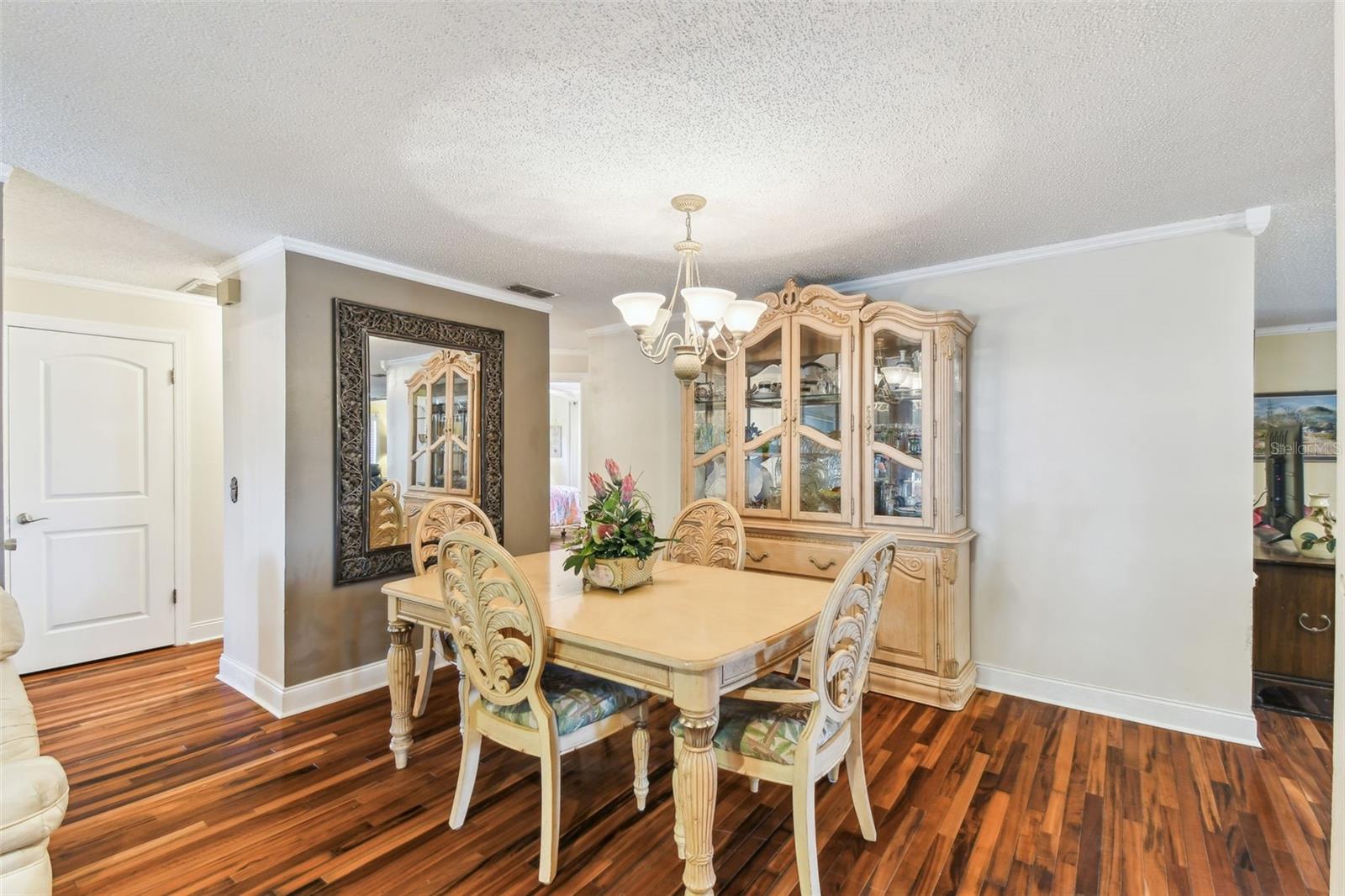 Image 8 of 33 For 11383 Pickford Street