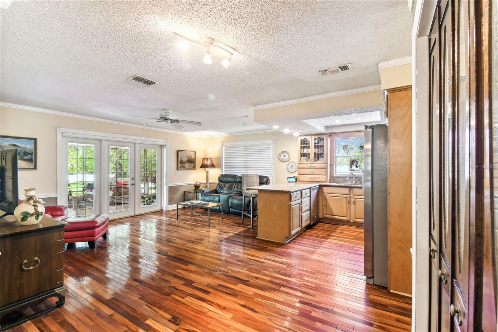 Image 9 of 33 For 11383 Pickford Street