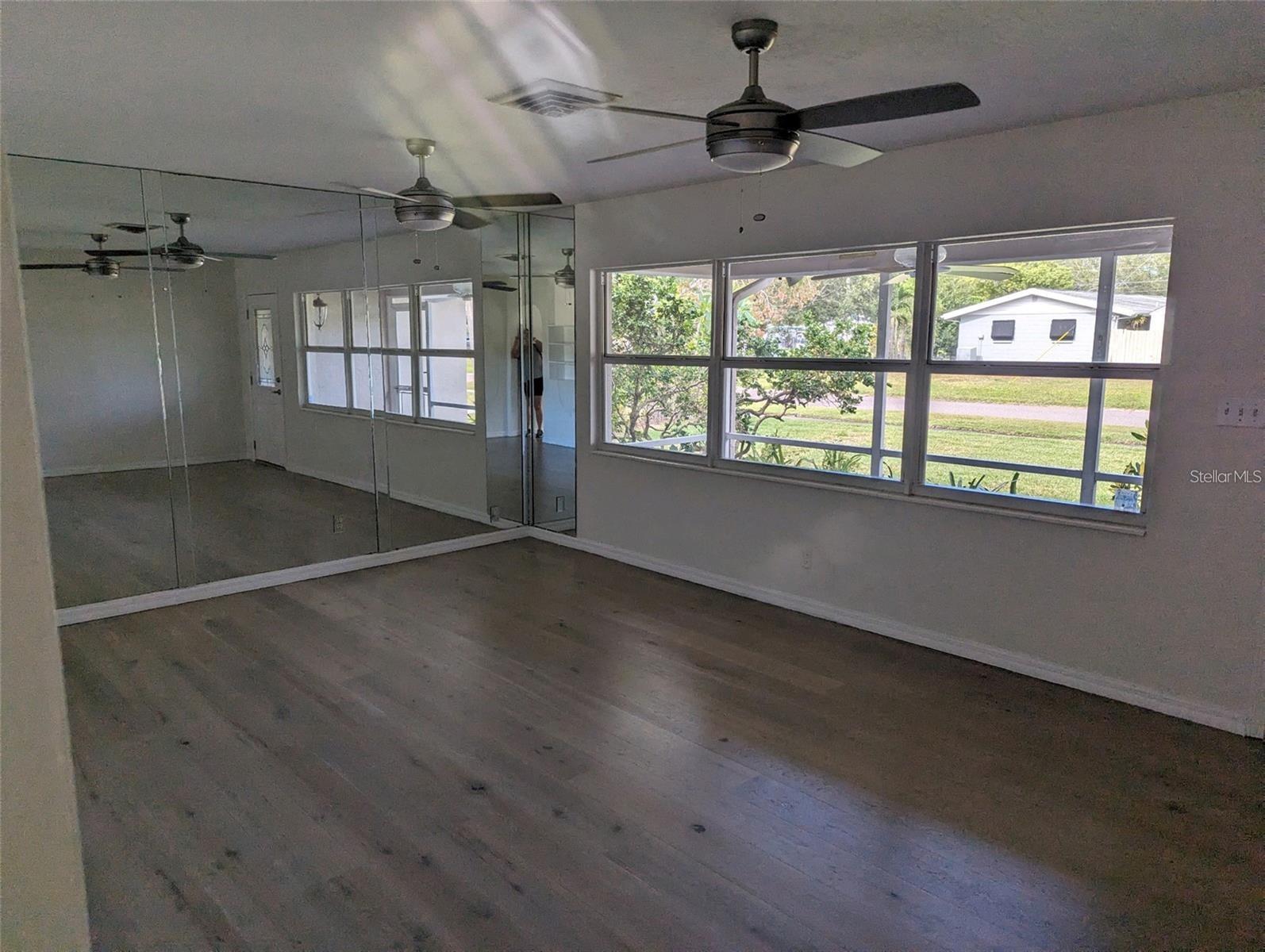 Image 4 of 16 For 482 41st Avenue N