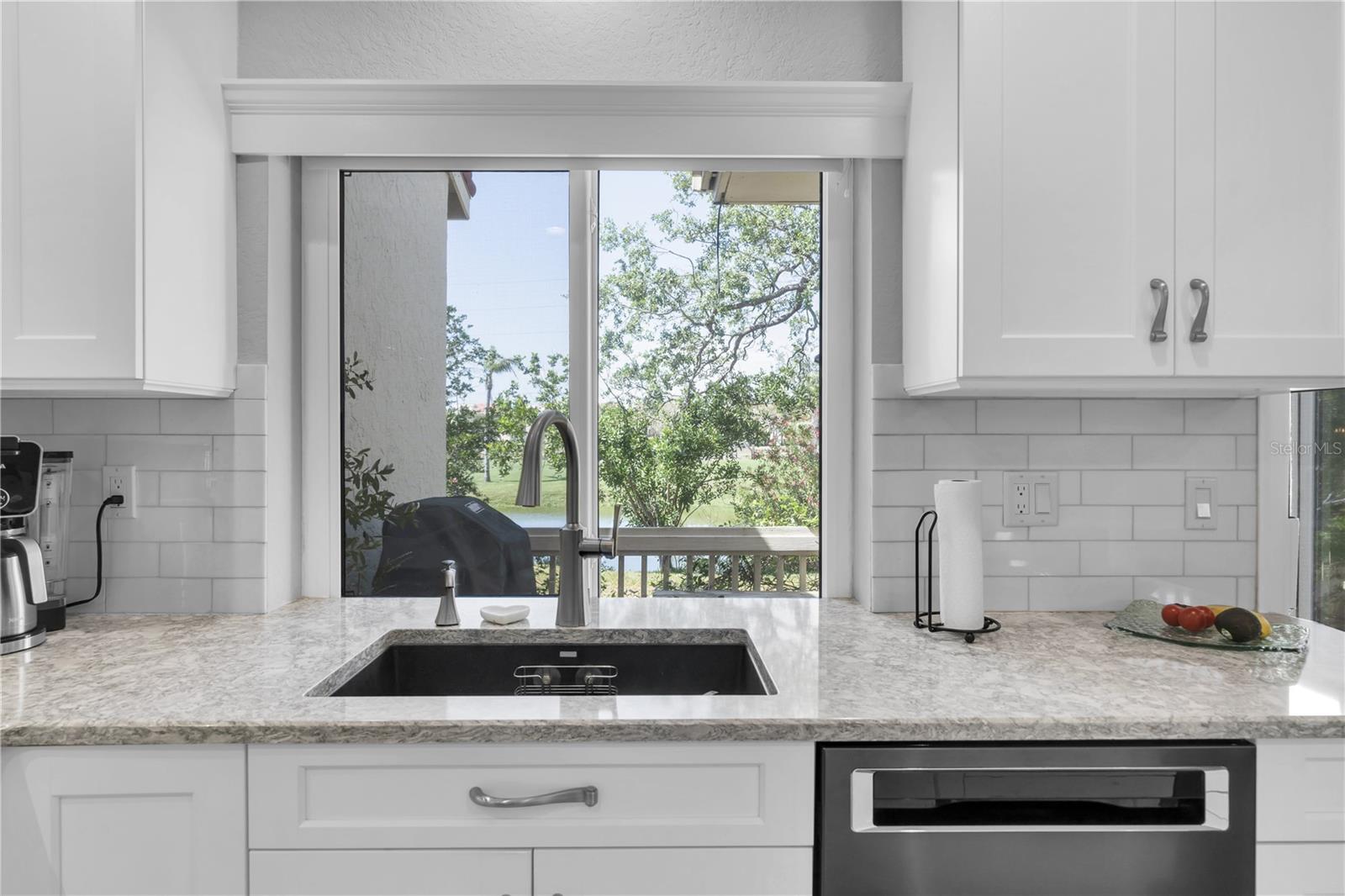 Image 15 of 43 For 5559 Escondida Boulevard S