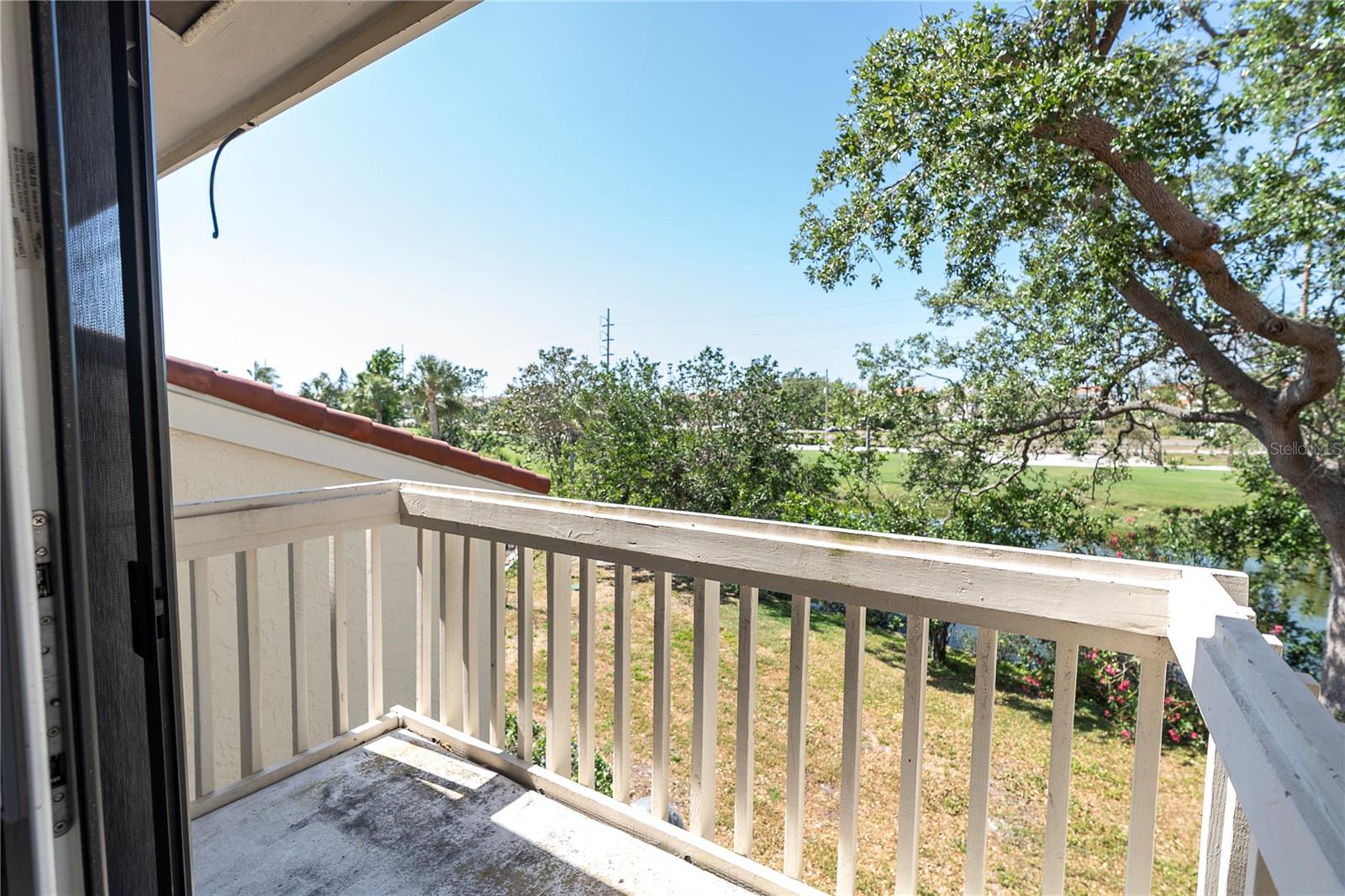 Image 32 of 43 For 5559 Escondida Boulevard S