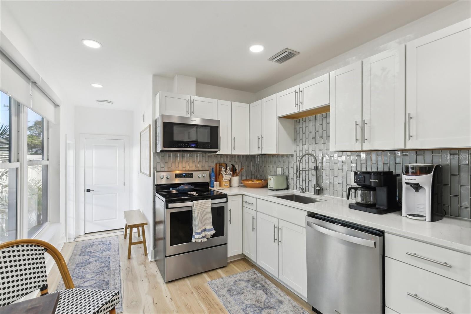 Image 15 of 56 For 3131 Fielder Street