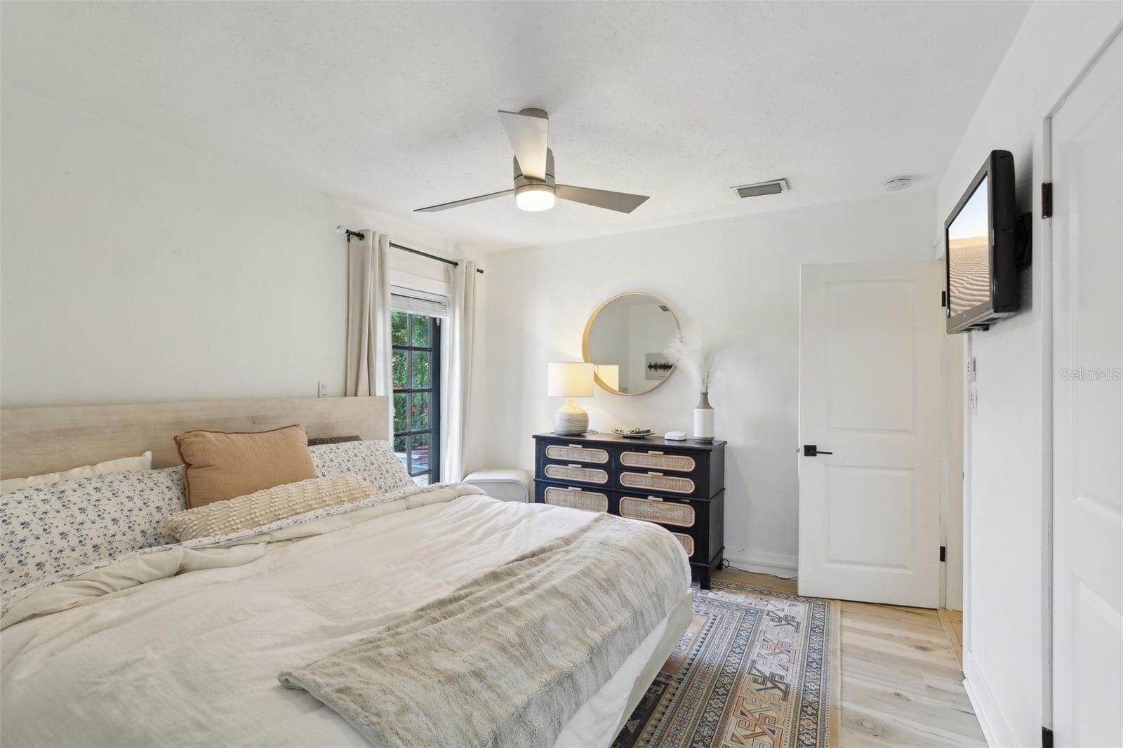 Image 20 of 56 For 3131 Fielder Street