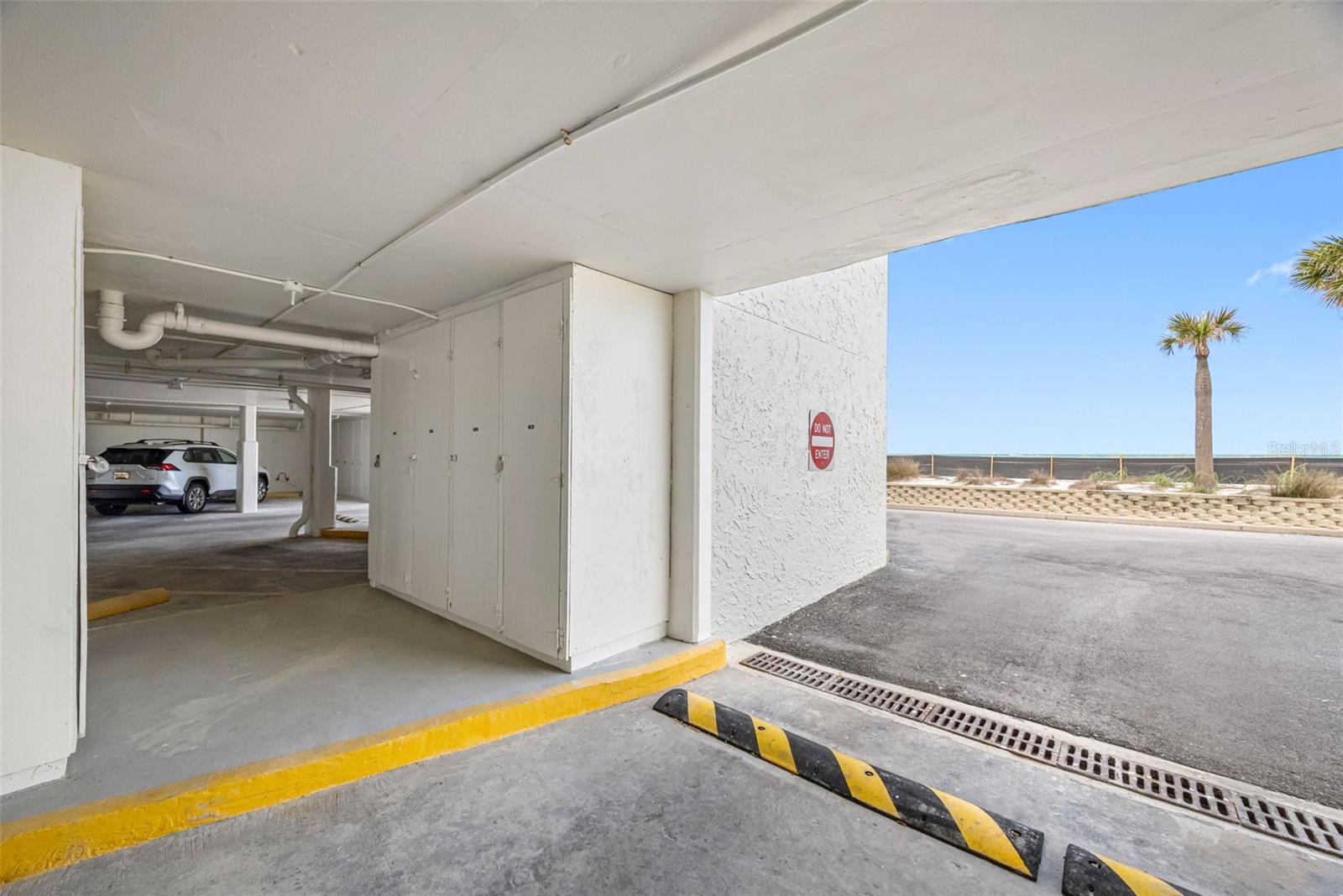 Image 40 of 46 For 1400 Gulf Boulevard 511