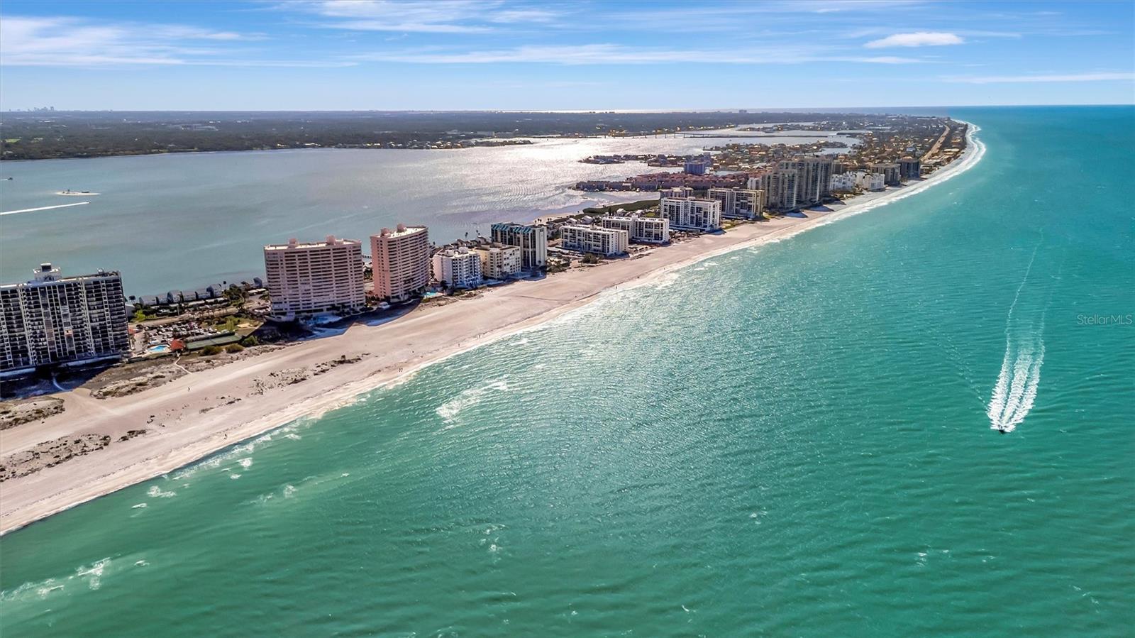 Image 42 of 46 For 1400 Gulf Boulevard 511