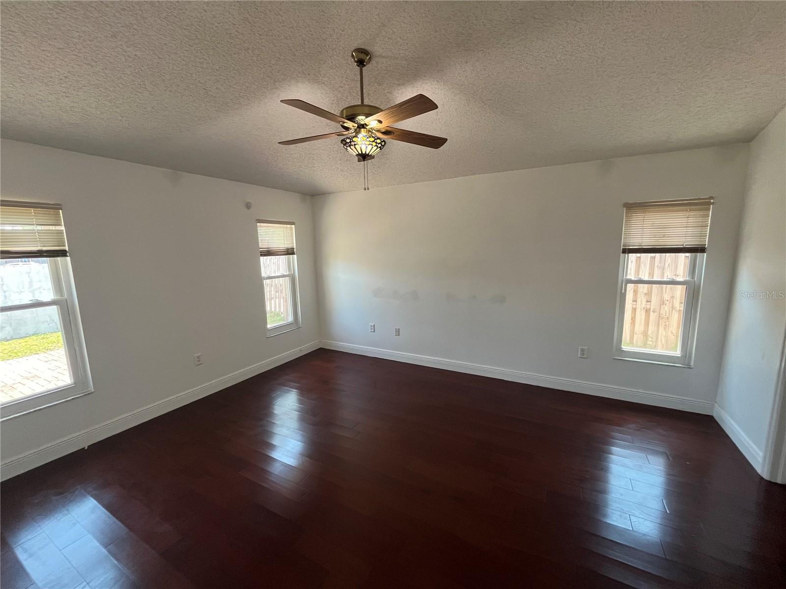 Image 18 of 32 For 8908 Southbay Drive
