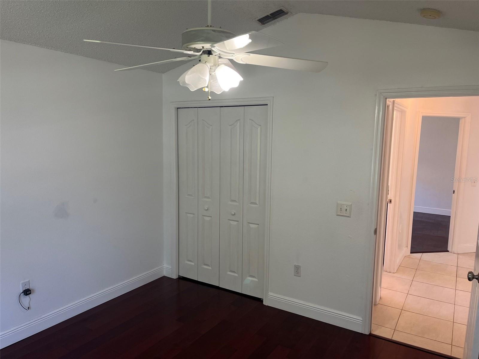 Image 5 of 32 For 8908 Southbay Drive