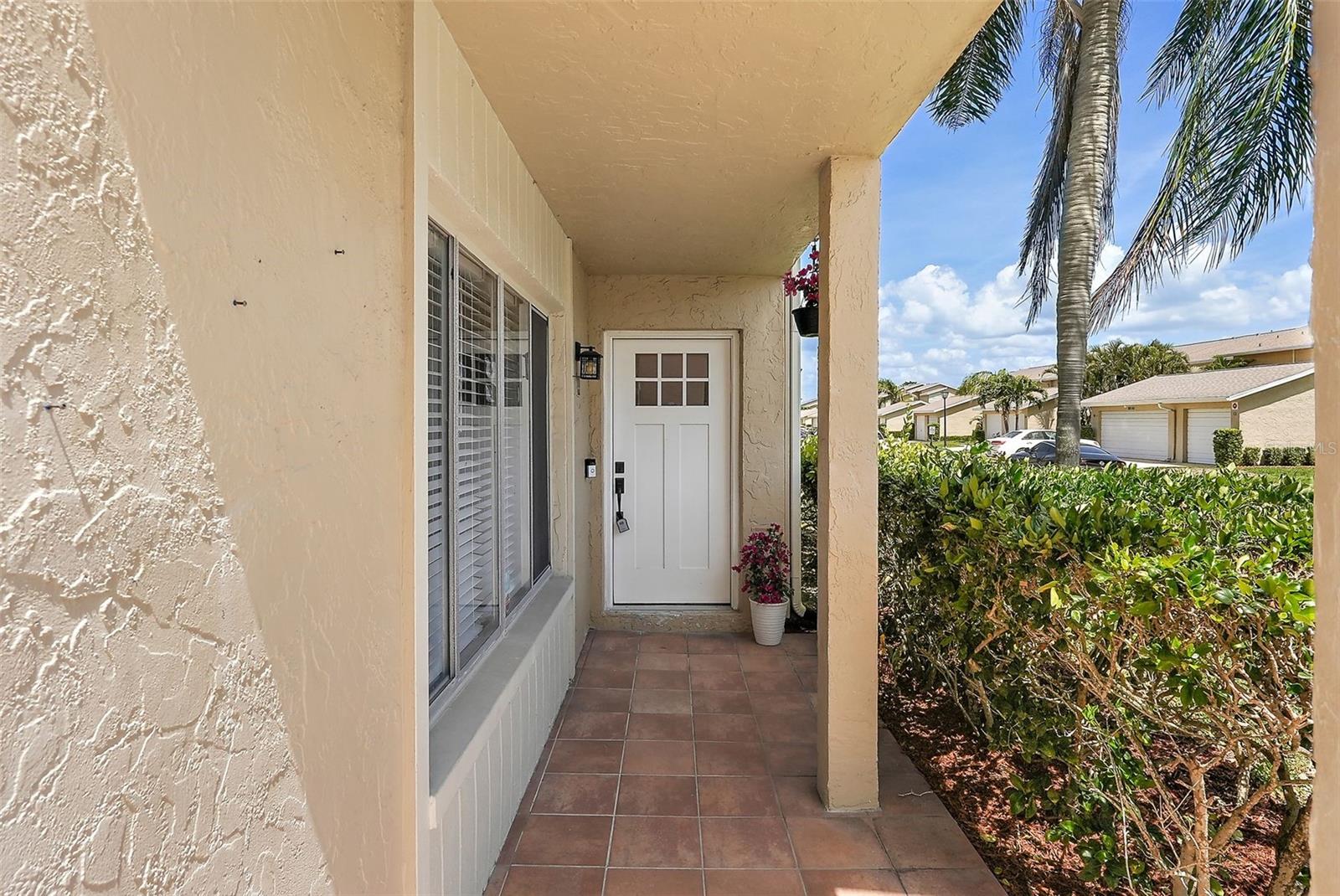 Image 3 of 46 For 6490 Cape Hatteras Way Ne 4