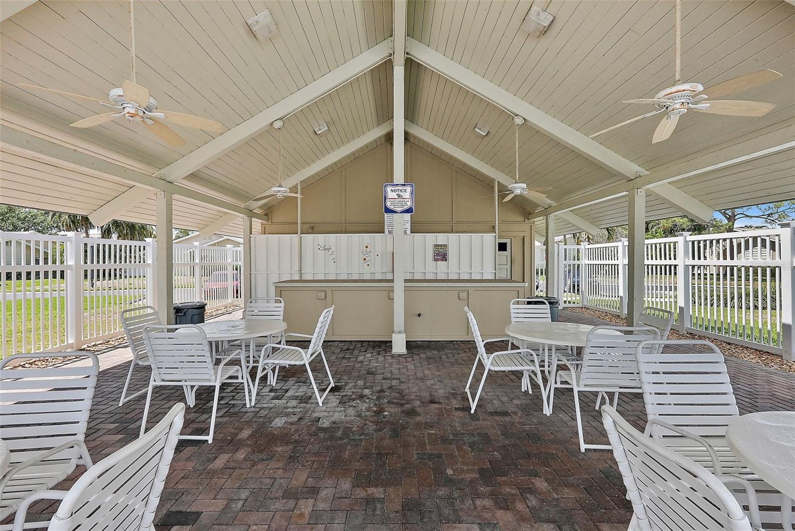 Image 30 of 46 For 6490 Cape Hatteras Way Ne 4