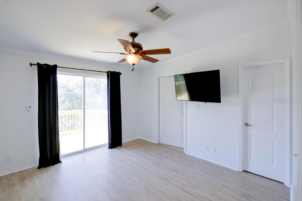 Image 17 of 27 For 7647 Navigator Court