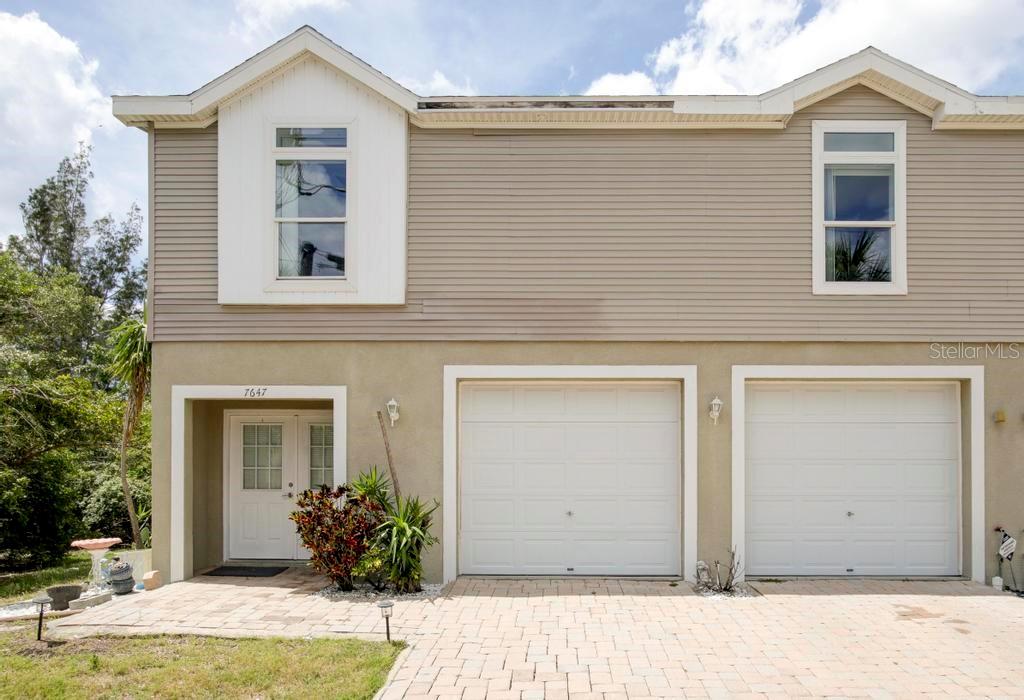 Image 2 of 27 For 7647 Navigator Court