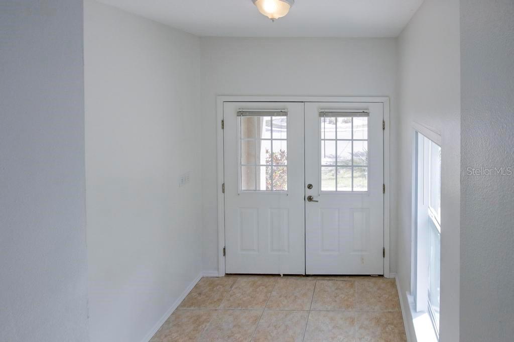 Image 3 of 27 For 7647 Navigator Court