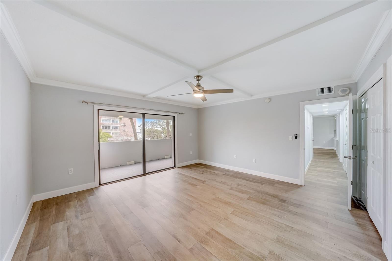 Image 28 of 77 For 4141 Bayshore Boulevard 306