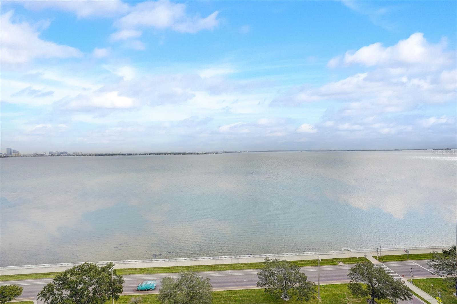 Image 54 of 77 For 4141 Bayshore Boulevard 306