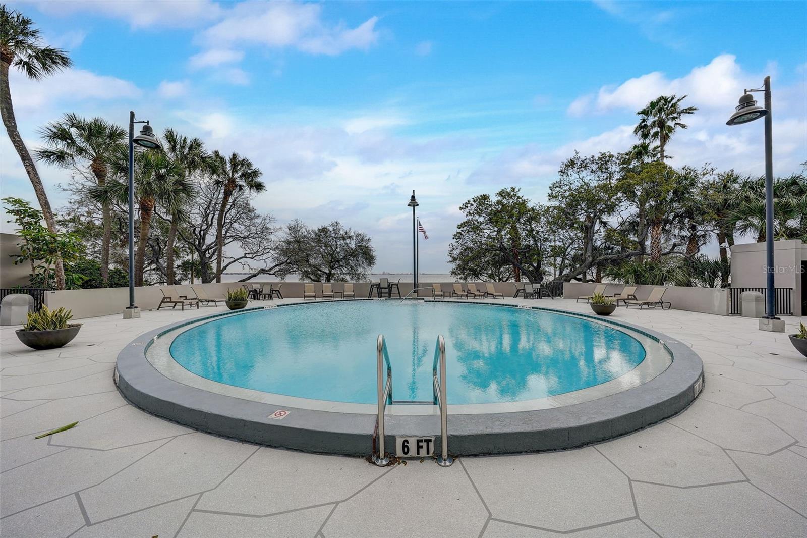 Image 57 of 77 For 4141 Bayshore Boulevard 306