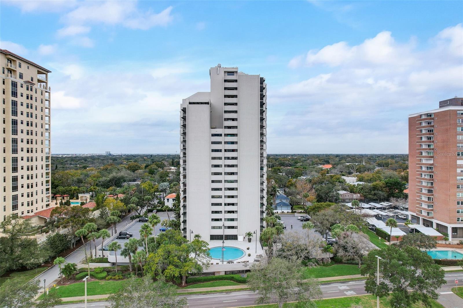 Image 68 of 77 For 4141 Bayshore Boulevard 306