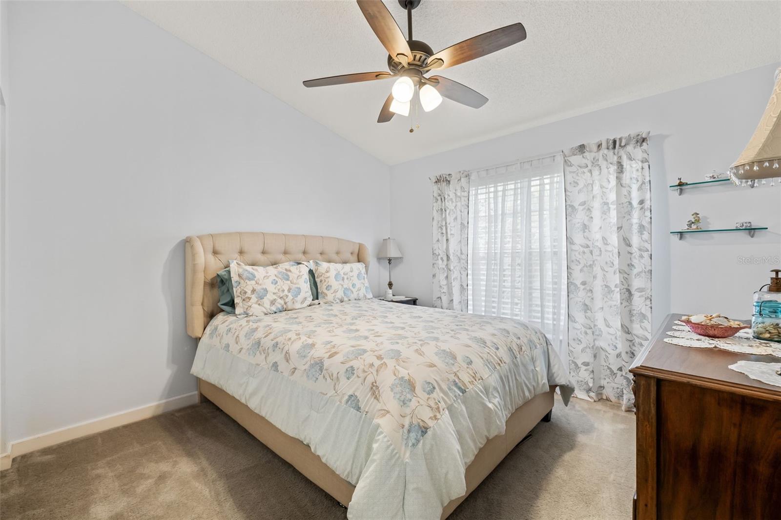 Image 28 of 41 For 4208 Castlewood Drive 4208