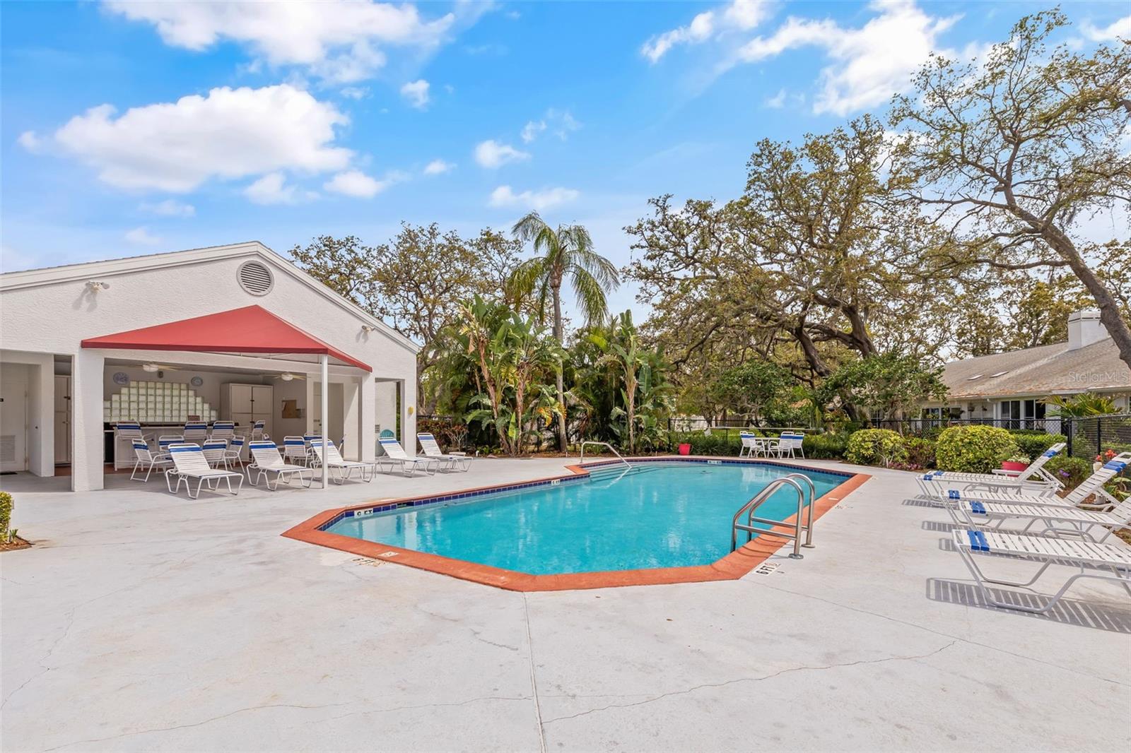 Image 37 of 41 For 4208 Castlewood Drive 4208