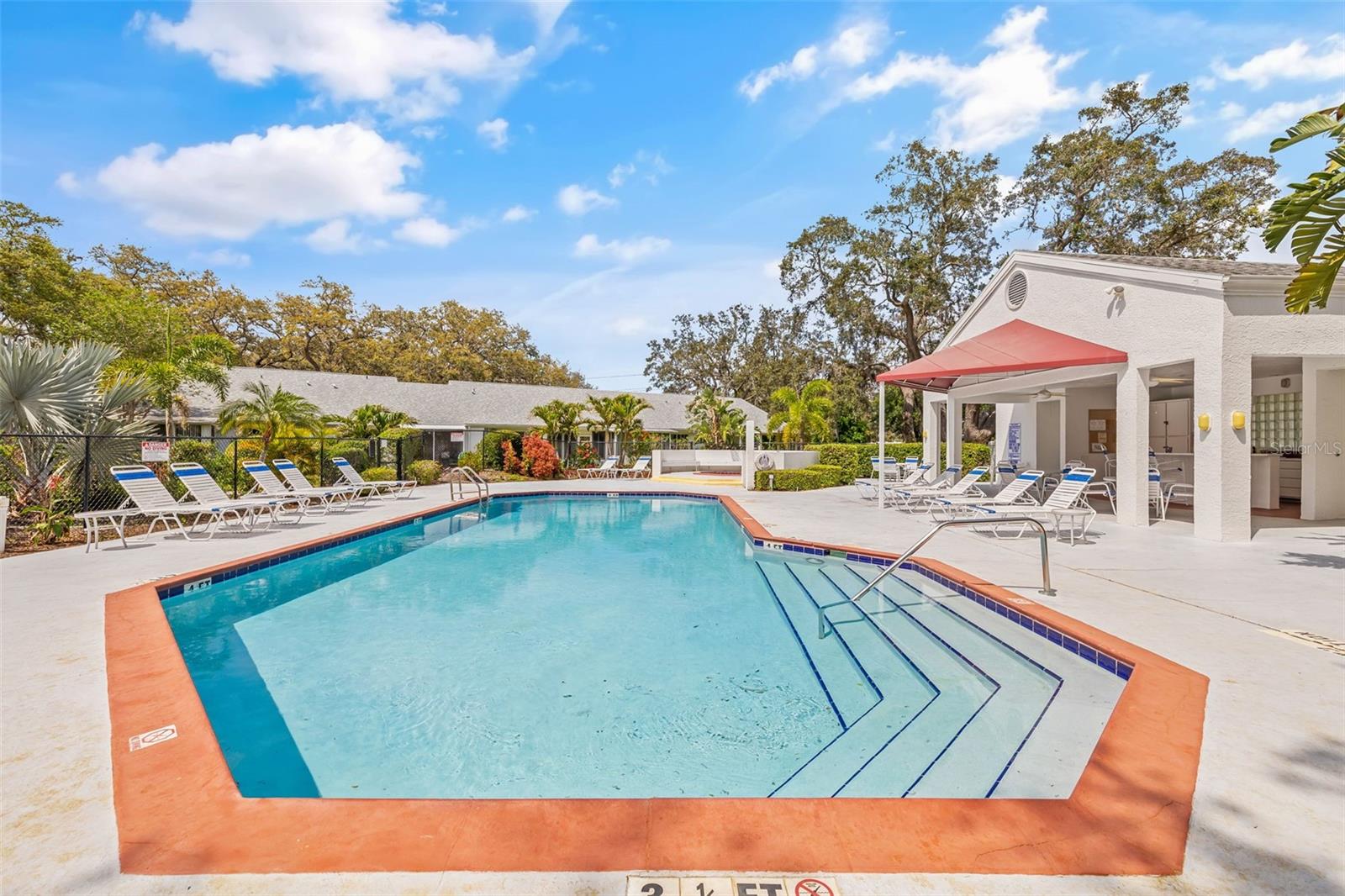 Image 38 of 41 For 4208 Castlewood Drive 4208