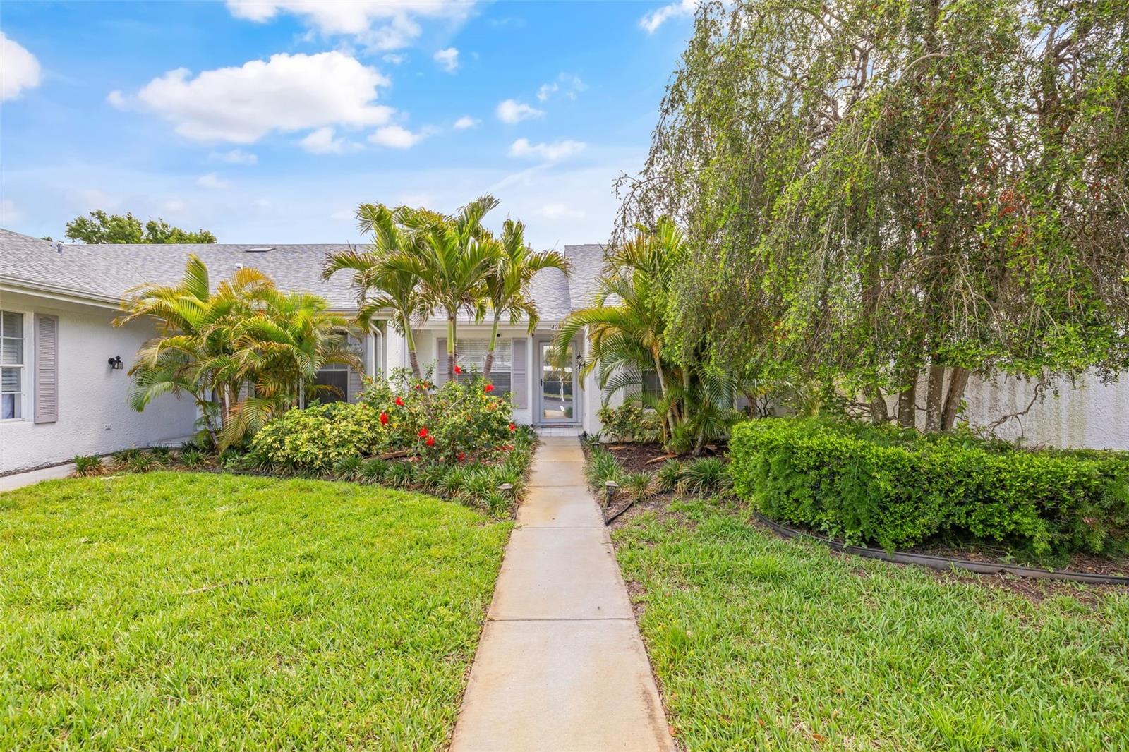 Image 4 of 41 For 4208 Castlewood Drive 4208