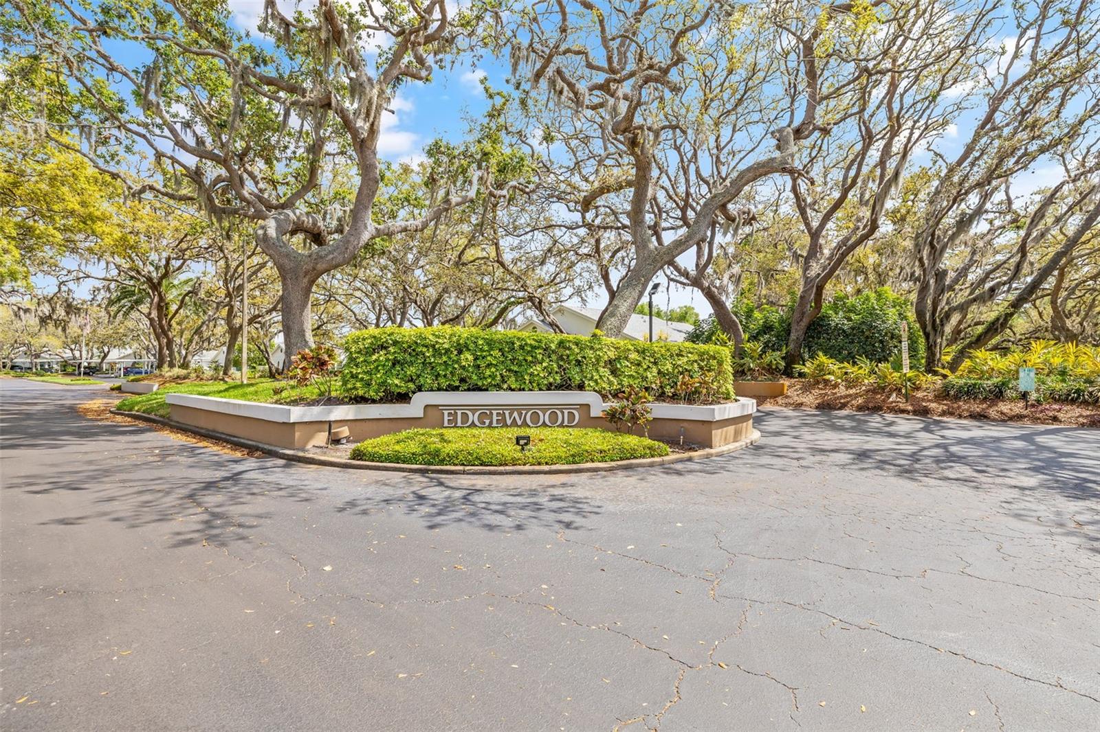 Image 41 of 41 For 4208 Castlewood Drive 4208