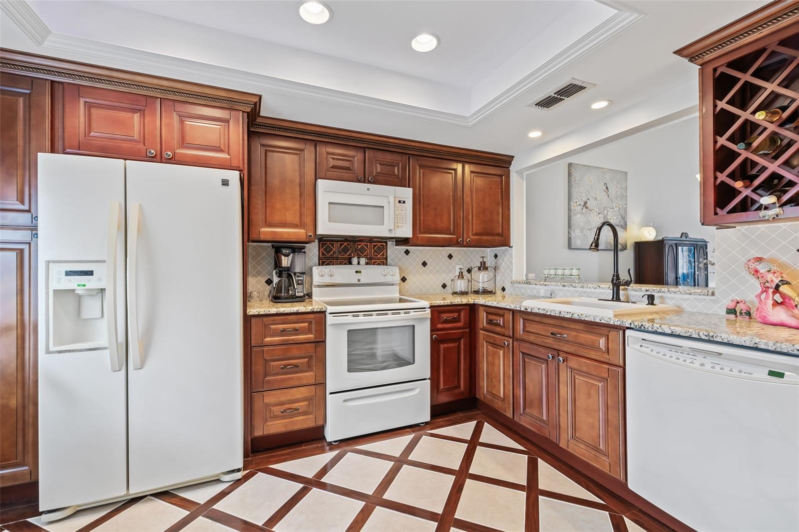 Image 8 of 41 For 4208 Castlewood Drive 4208