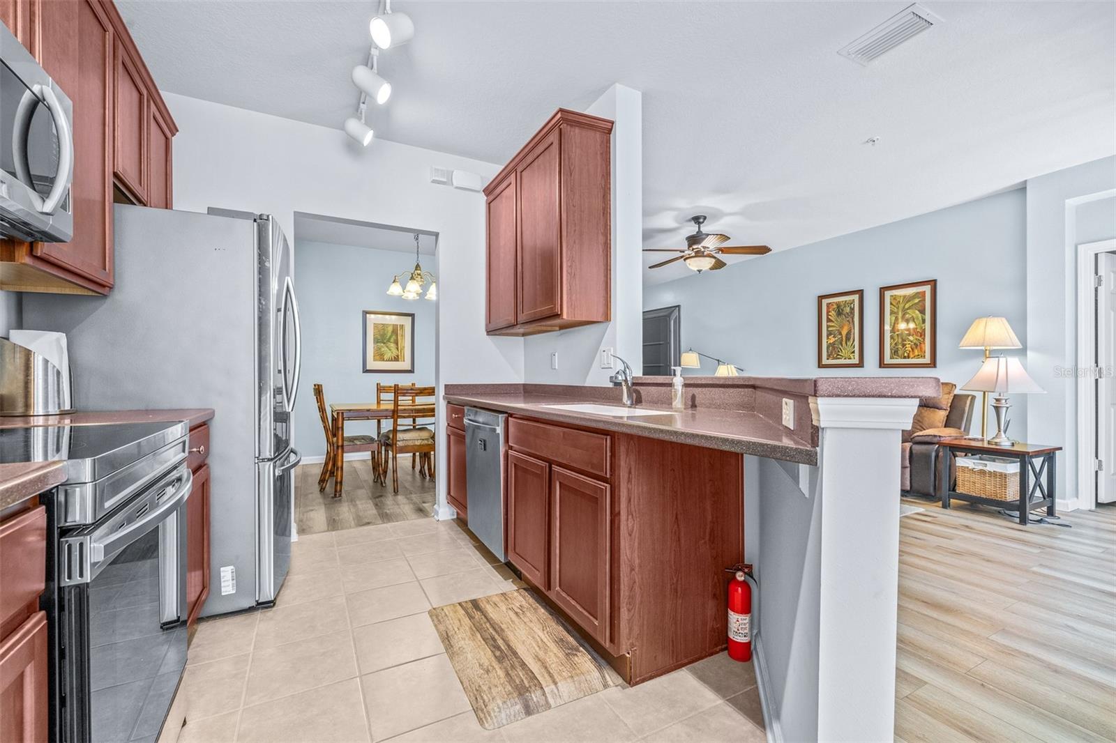 Image 14 of 45 For 2150 River Turia Circle