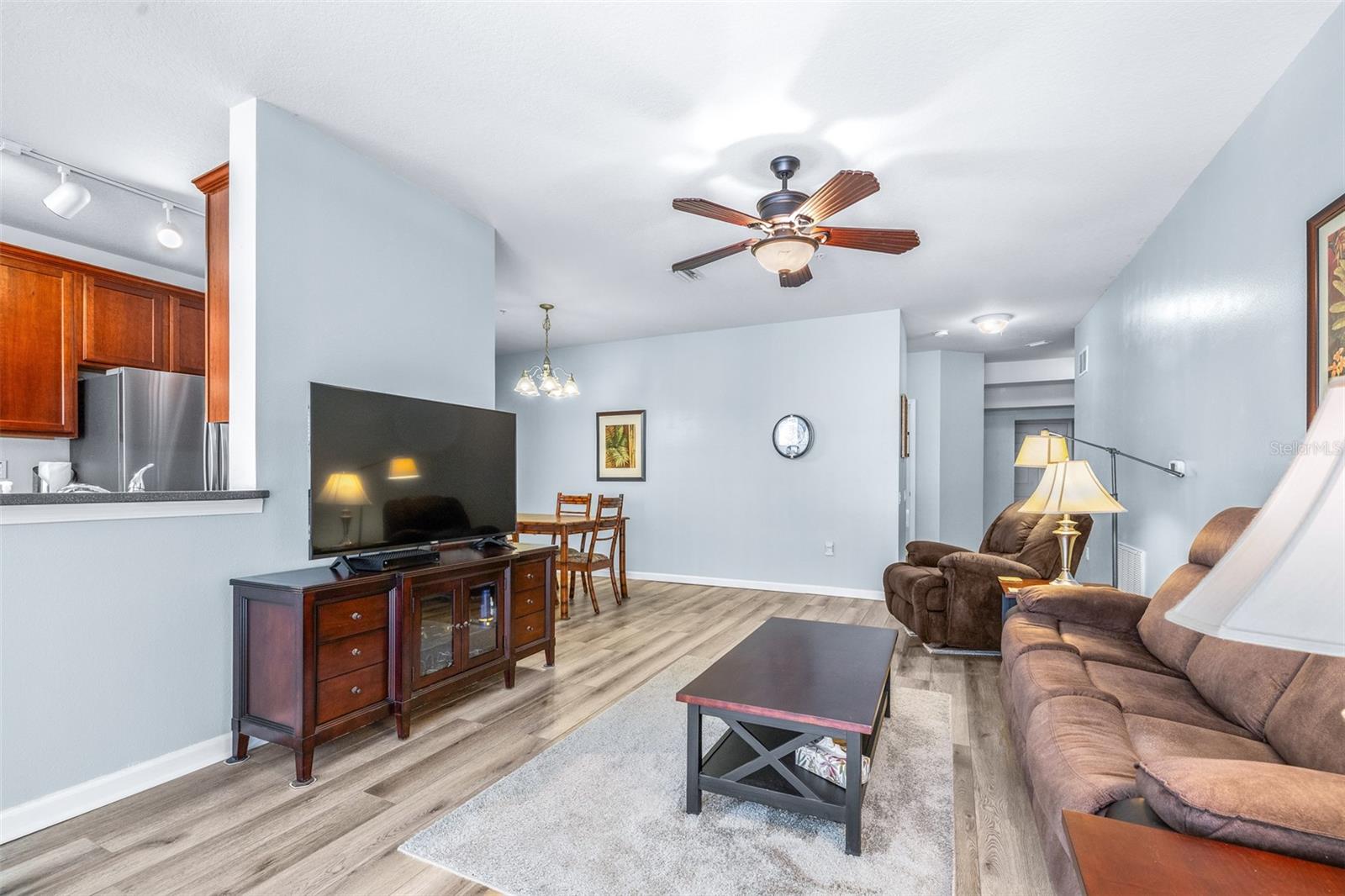 Image 9 of 45 For 2150 River Turia Circle