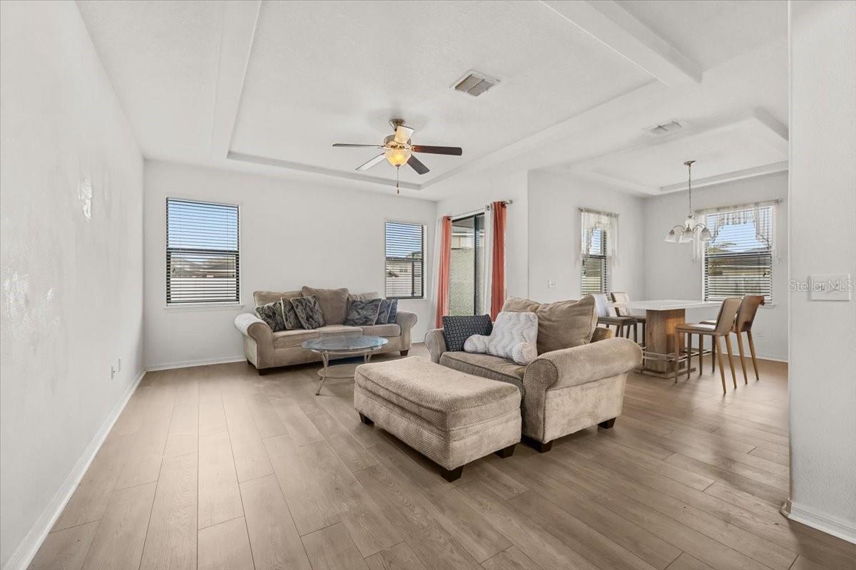 Image 9 of 42 For 11841 Thicket Wood Drive
