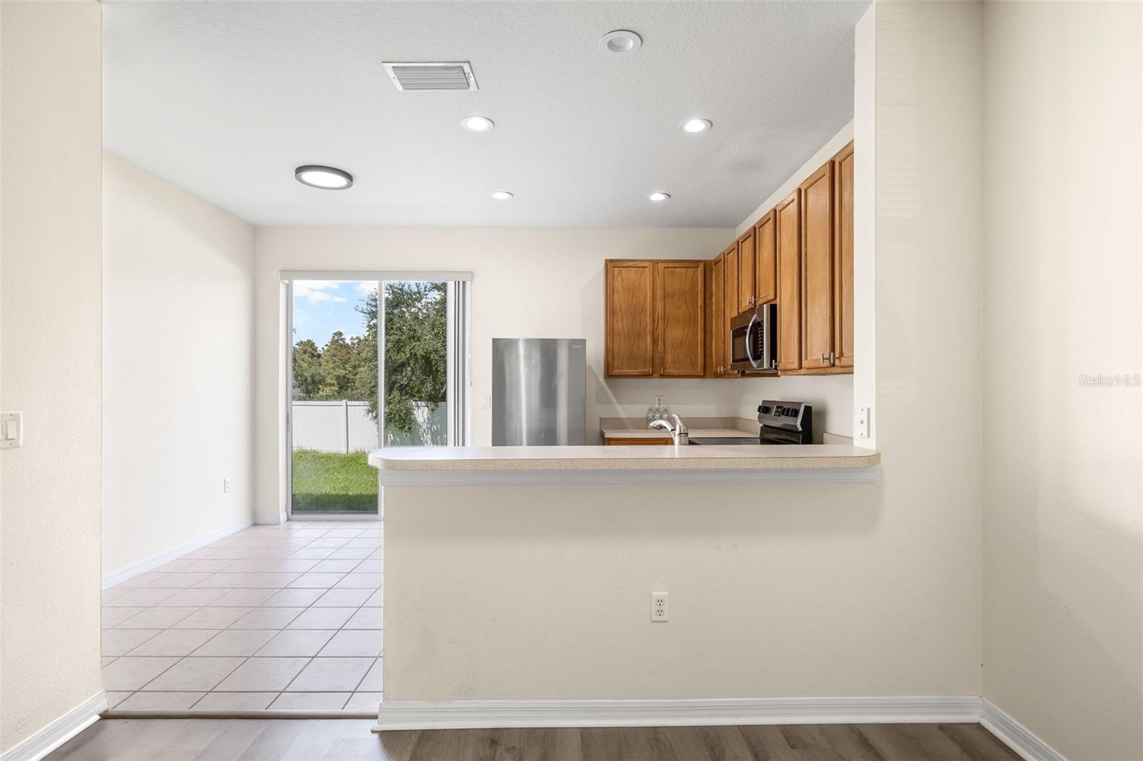 Image 16 of 37 For 11622 Colony Lake Drive
