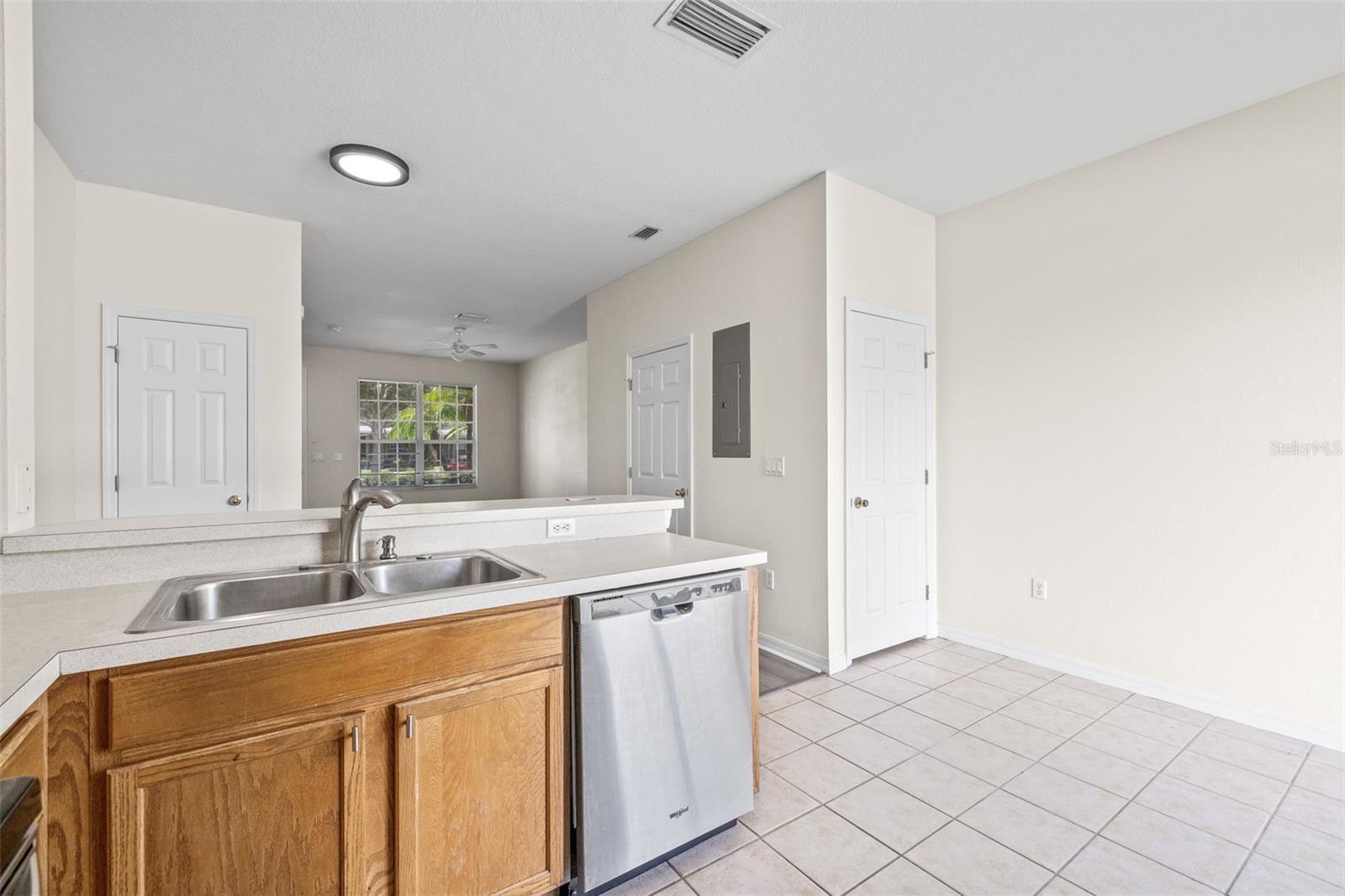 Image 20 of 37 For 11622 Colony Lake Drive