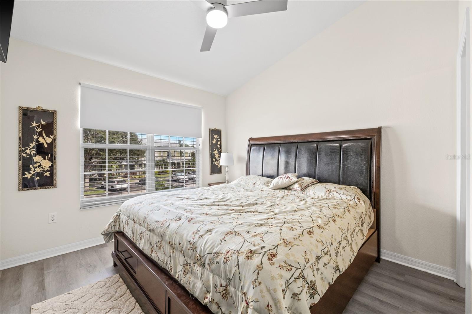Image 23 of 37 For 11622 Colony Lake Drive