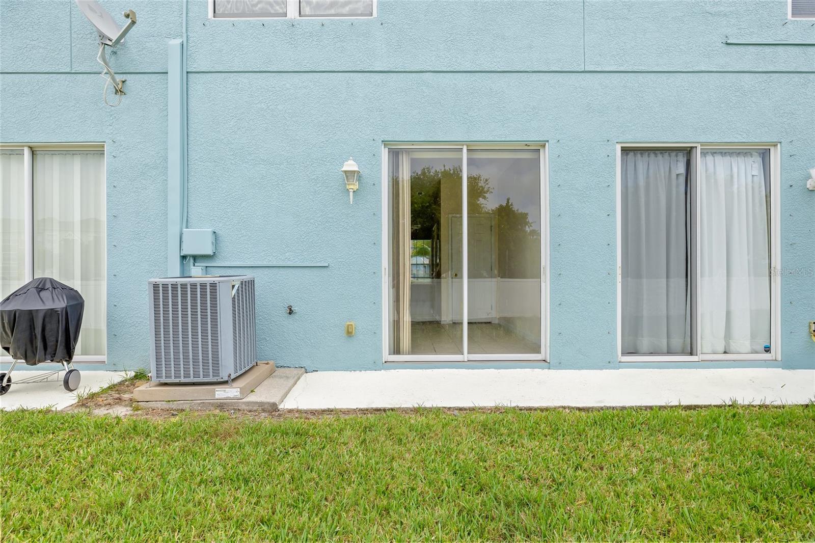 Image 6 of 37 For 11622 Colony Lake Drive