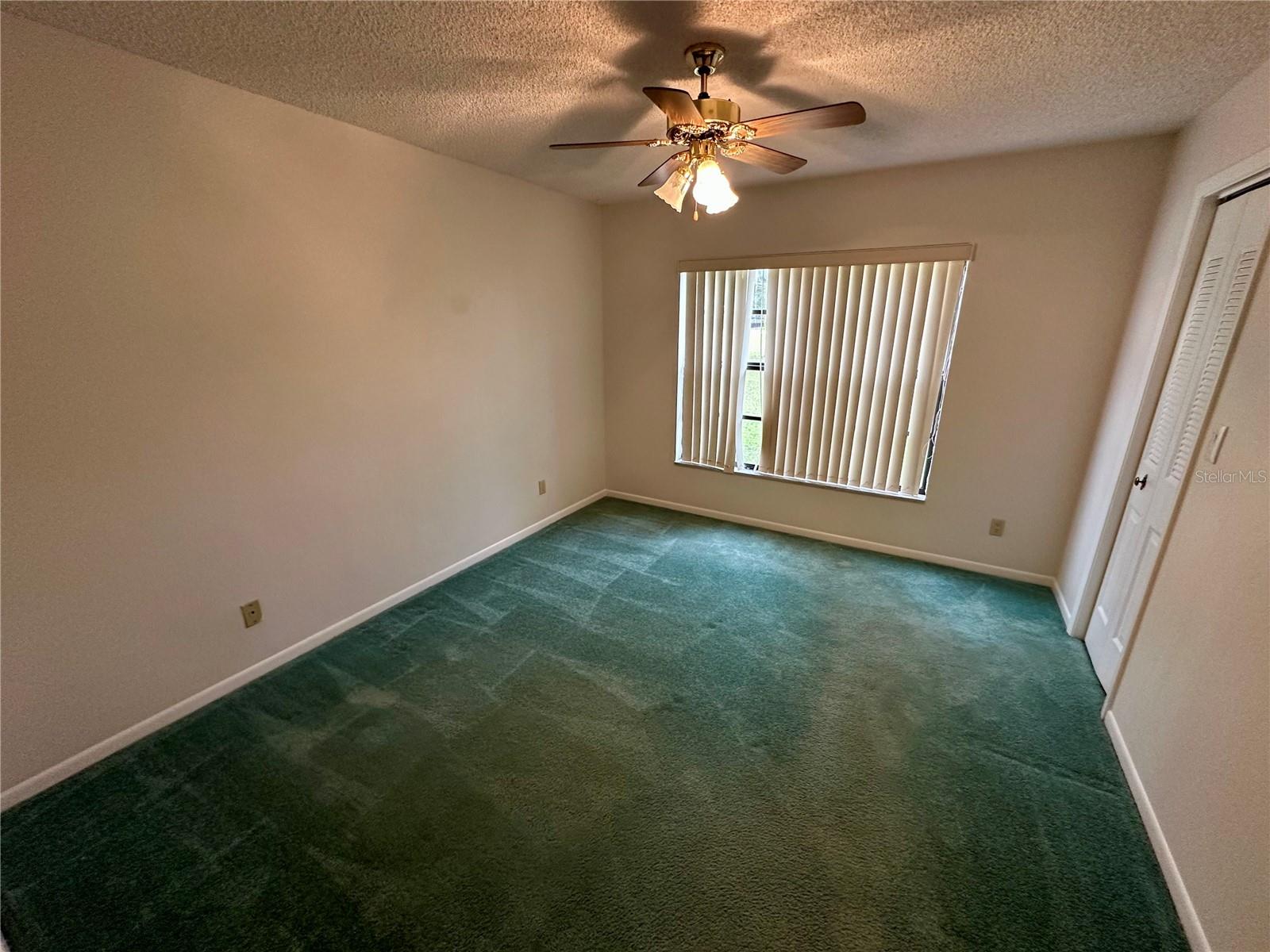 Image 34 of 68 For 10206 Lakeview Drive