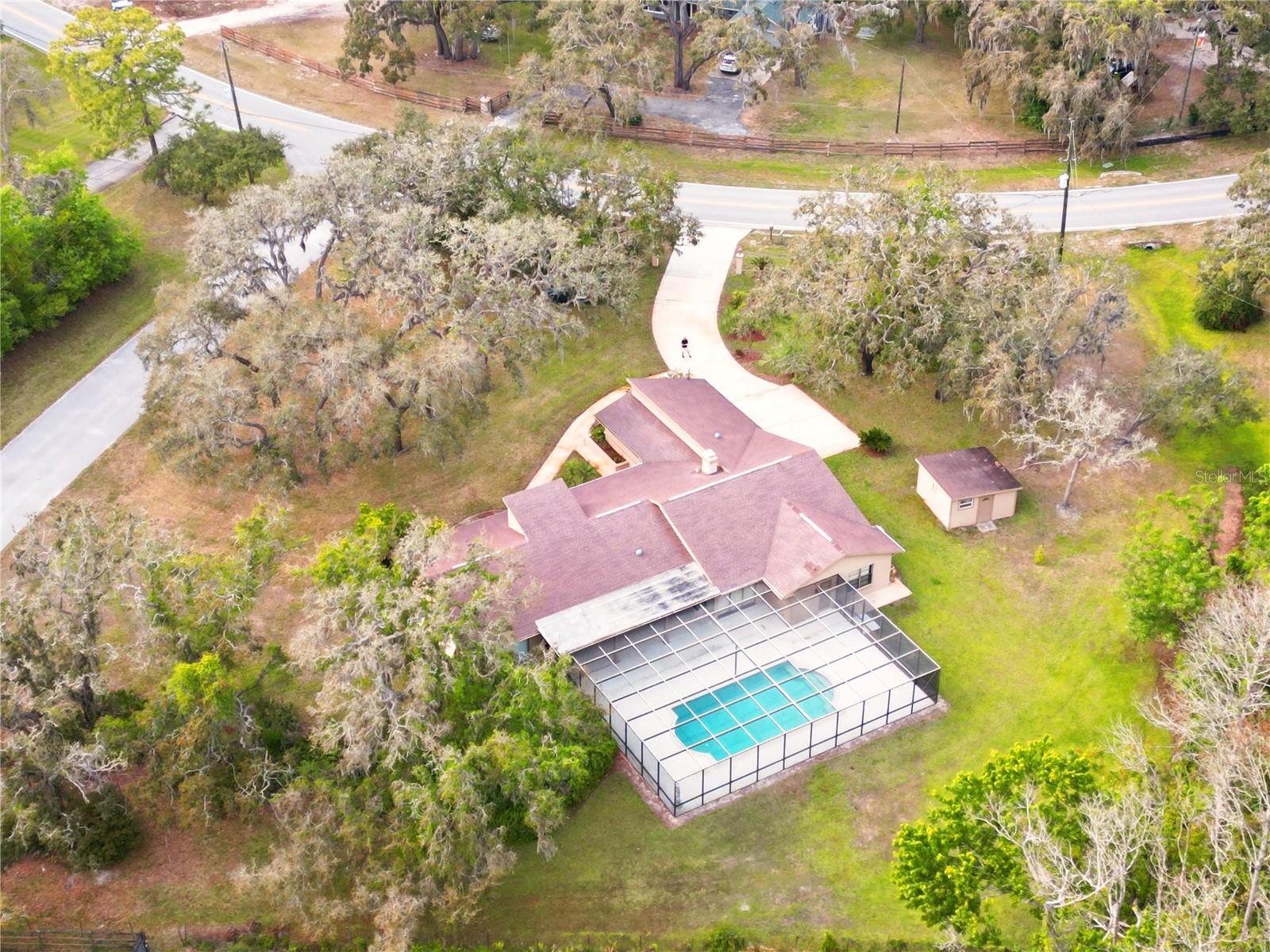 Image 6 of 68 For 10206 Lakeview Drive