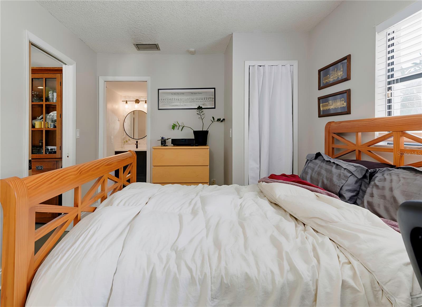 Image 31 of 86 For 1326 Moss Drive
