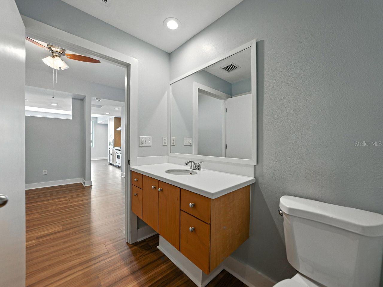 Image 12 of 58 For 1208 Kennedy Boulevard 1125