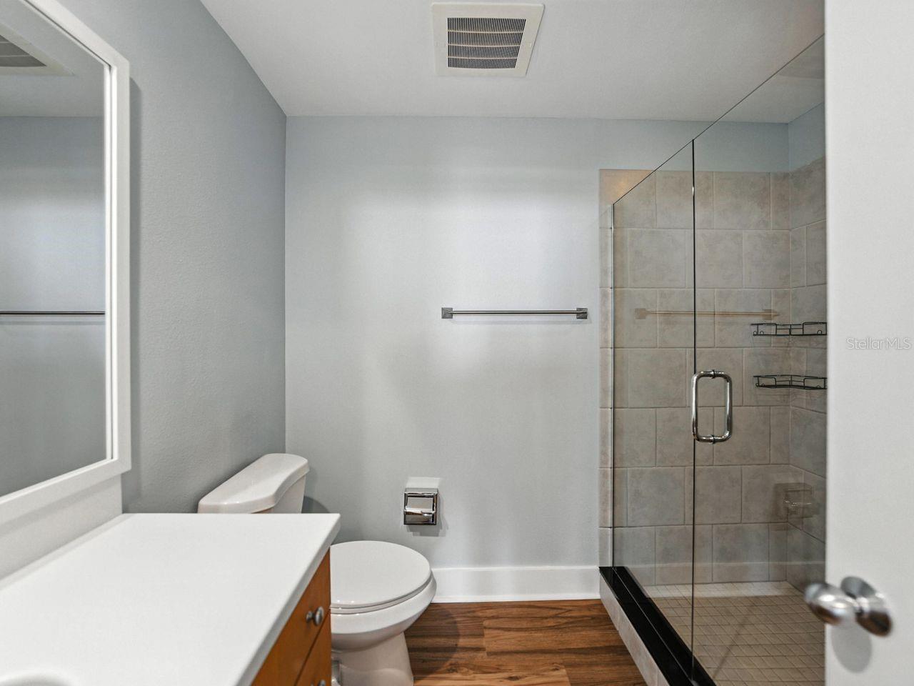Image 14 of 58 For 1208 Kennedy Boulevard 1125